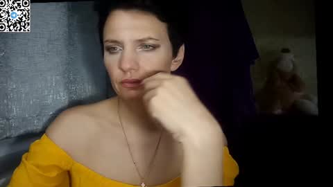 hotmamaqueen234 online show from 06-15-26, 07:27