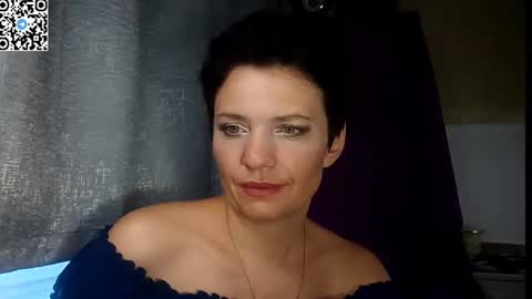 hotmamaqueen234 online show from 06-22-26, 07:05