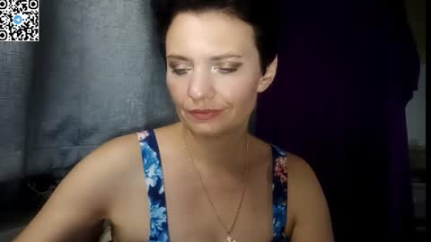 hotmamaqueen234 online show from 06-22-26, 07:44