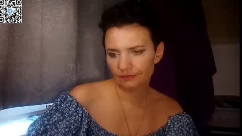 hotmamaqueen234 online show from 07-01-26, 11:56