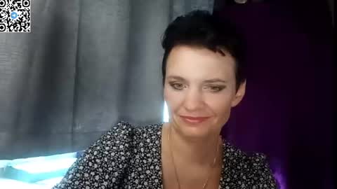 hotmamaqueen234 online show from 07-14-26, 11:38