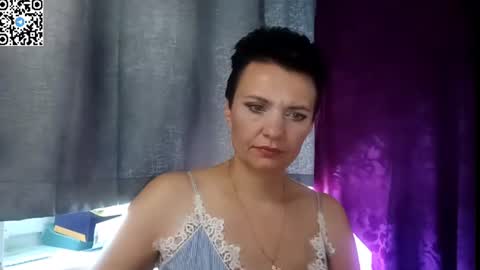 hotmamaqueen234 online show from 07-16-26, 12:22