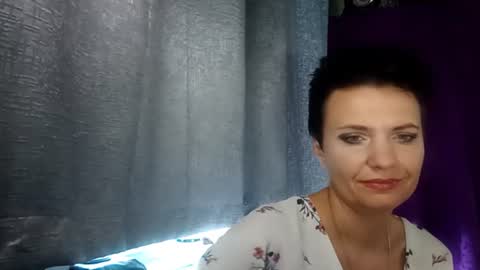 hotmamaqueen234 online show from 07-25-26, 11:19