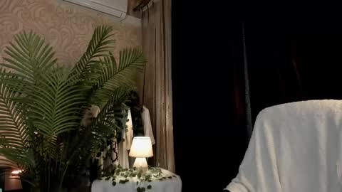 Snapshot of hotmuse1 chatting on 11-03-25, 01:01 hotmuse1 online show from 11-03-25, 01:01