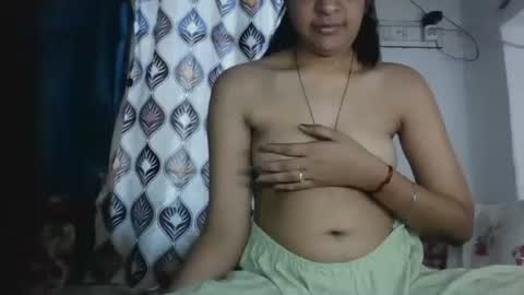 lola online show from 03-29-26, 05:51