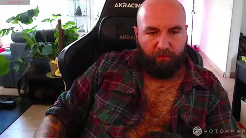 Snapshot of hotokar chatting on 04-20-26, 11:35 Hotokkar online show from 04-20-26, 11:35