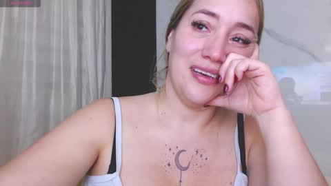 Sussy Bloom  online show from 03-10-26, 05:01