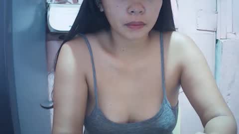 Snapshot of hotpink4u04 chatting on 10-28-25, 08:00 hotpink4u04 online show from 10-28-25, 08:00