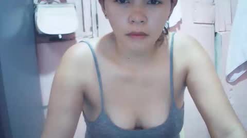Snapshot of hotpink4u04 chatting on 10-29-25, 08:16 hotpink4u04 online show from 10-29-25, 08:16
