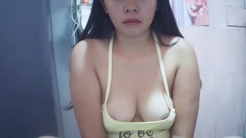 Snapshot of hotpink4u04 chatting on 10-30-25, 10:10 hotpink4u04 online show from 10-30-25, 10:10