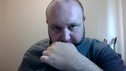 hotrodder323 online show from 02-08-25, 10:19