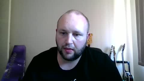 hotrodder323 online show from 02-12-25, 04:23