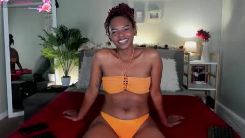 Snapshot of hotstellaa chatting on 10-09-25, 08:34 Hot Stella online show from 10-09-25, 08:34