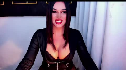 Snapshot of hotstellacumxxx chatting on 07-24-26, 01:47 STELLA online show from 07-24-26, 01:47