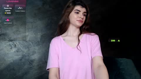 Snapshot of hotstufxx chatting on 01-04-25, 10:55 Celine online show from 01-04-25, 10:55