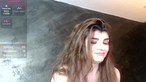 Snapshot of hotstufxx chatting on 02-04-25, 10:45 Celine online show from 02-04-25, 10:45