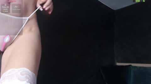 Snapshot of hotstufxx chatting on 12-15-25, 09:30 Celine online show from 12-15-25, 09:30