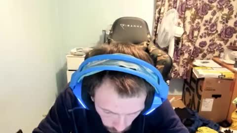 hot online show from 11-29-25, 04:54