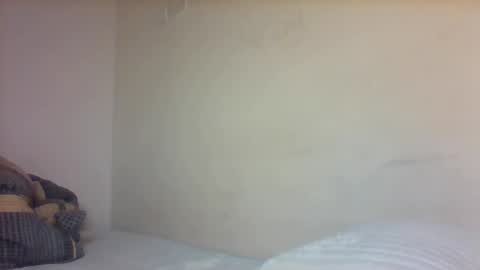 Amalia online show from 11-28-25, 01:47