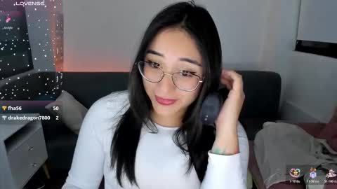 Snapshot of hottbee1 chatting on 11-19-25, 09:26 AMY online show from 11-19-25, 09:26