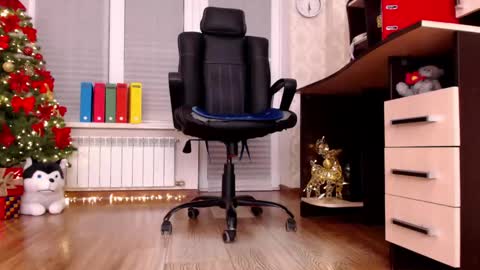 CassieAndDonald online show from 12-30-24, 02:30