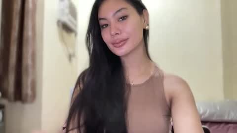 Snapshot of hottest_katarinaxxx chatting on 02-09-26, 02:43 katarina online show from 02-09-26, 02:43