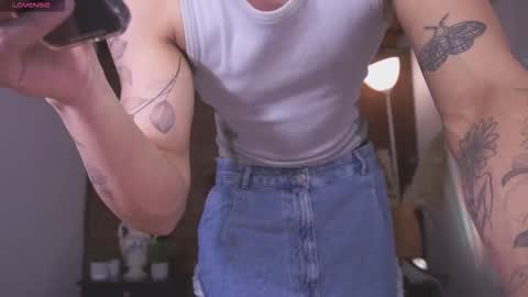 ONLY  online show from 03-09-26, 09:30