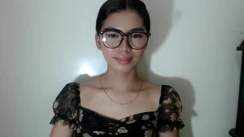 hottestdella69 online show from 10-18-25, 09:32