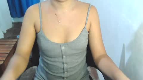 hottie_alexa071594 online show from 07-22-26, 06:16