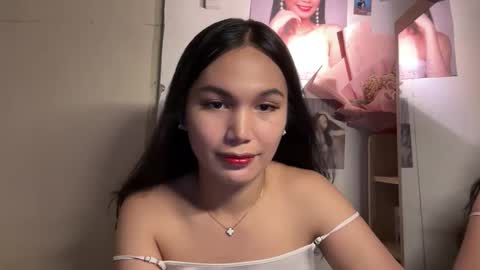 Snapshot of hottie_amari chatting on 04-07-26, 10:37 Amari online show from 04-07-26, 10:37
