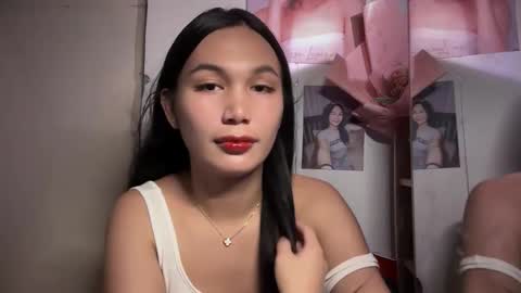 Snapshot of hottie_amari chatting on 04-15-26, 07:26 Amari online show from 04-15-26, 07:26