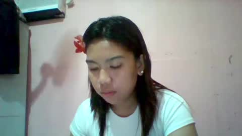 Snapshot of hottie_aniya05 chatting on 03-03-25, 07:43 hottie_aniya05 online show from 03-03-25, 07:43