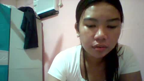 Snapshot of hottie_aniya05 chatting on 03-04-25, 02:17 hottie_aniya05 online show from 03-04-25, 02:17