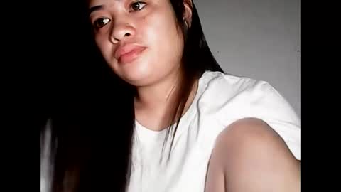 Snapshot of hottie_asianbabe chatting on 05-21-26, 09:33 Leen online show from 05-21-26, 09:33