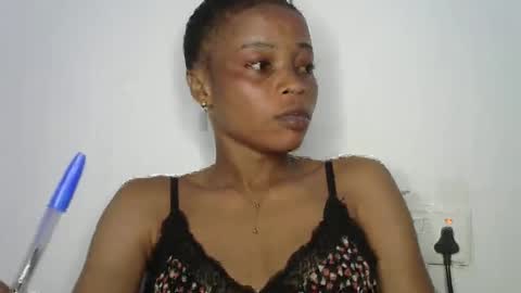 hottie baddie14 online show from 04-15-26, 10:43