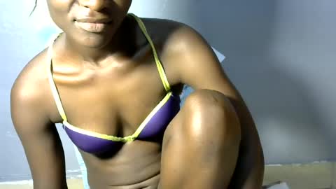 hottie_gal90 online show from 07-12-26, 05:09