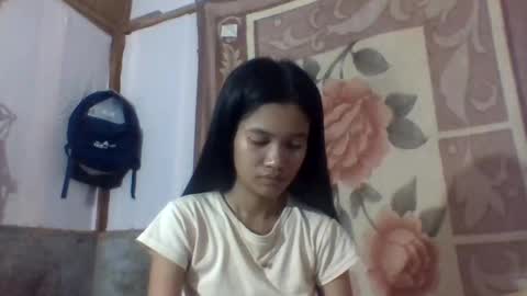 Snapshot of hottie_ptite chatting on 01-08-26, 02:14 hottie_ptite online show from 01-08-26, 02:14