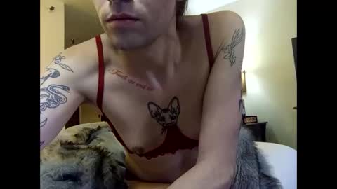 Snapshot of hottiefrmhell97 chatting on 02-10-26, 04:11 Lucky online show from 02-10-26, 04:11