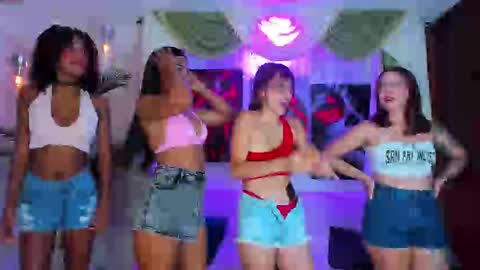 hotties_kittens18 online show from 10-09-25, 04:05