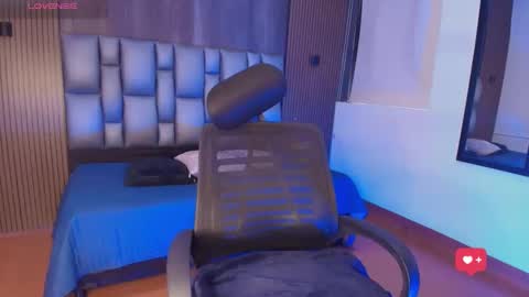 Juls online show from 05-04-26, 06:59