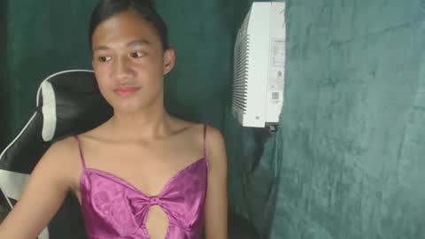 hottiest_luna online show from 05-11-26, 03:45