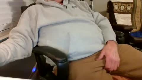 Snapshot of hottop_1981 chatting on 01-08-25, 02:14 Hottop 1981 online show from 01-08-25, 02:14