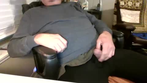 Snapshot of hottop_1981 chatting on 01-16-25, 02:51 Hottop 1981 online show from 01-16-25, 02:51