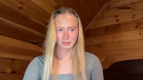 Snapshot of hottransgirlie chatting on 01-21-25, 02:26 HotTransGirlie online show from 01-21-25, 02:26