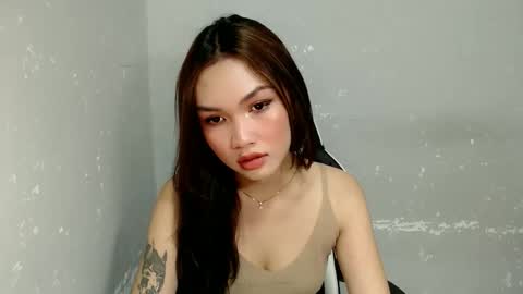 Snapshot of hotty_cassie chatting on 11-17-25, 07:36 cassie online show from 11-17-25, 07:36