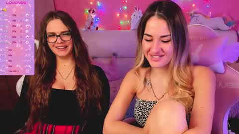 Snapshot of hotty_girls_here chatting on 03-10-25, 06:16 Ivanna and Jessica online show from 03-10-25, 06:16