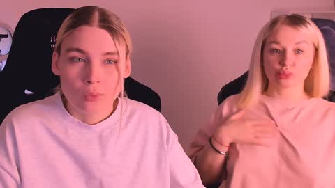 Nessie and Jessie online show from 12-31-24, 02:36