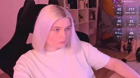 Nessie and Jessie online show from 02-18-25, 03:10