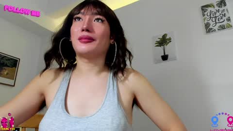 crishinahotty online show from 12-15-24, 04:07