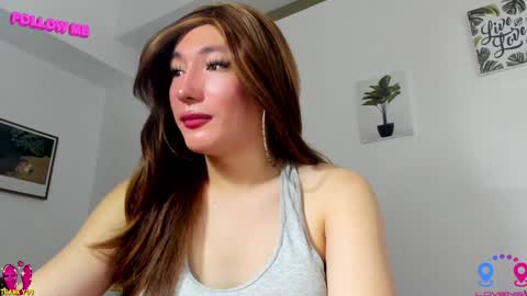 crishinahotty online show from 12-24-24, 06:33